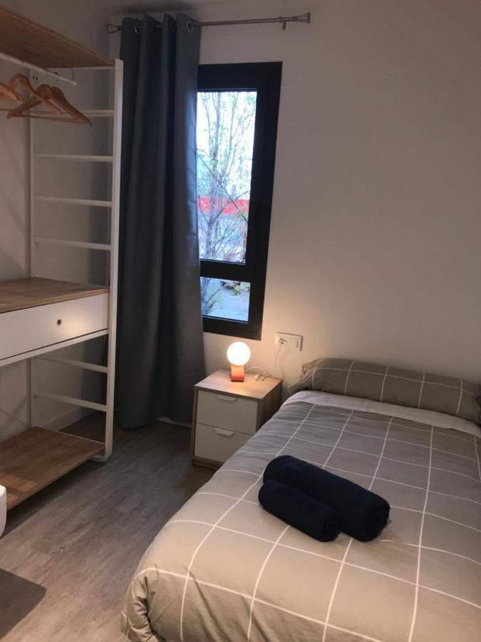 Llull Home Sant Adria de Besos Luaran gambar